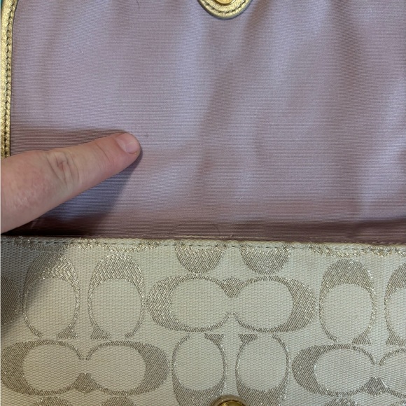 Coach Metallic Gold/Cream Signature Flat Wristlet/ Clutch - Picture 8 of 10